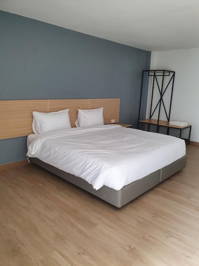 Neo Hotel Khon Kaen Exteriör bild